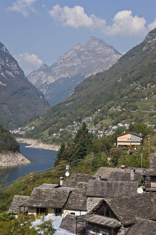 Hotel Al Lago Vogorno Экстерьер фото